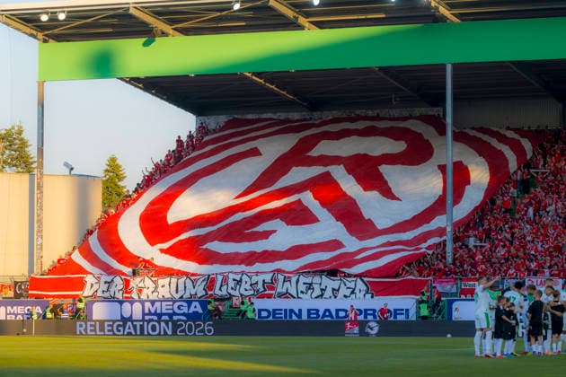 Fürth, Germany 26 May 2026 Relegation 2 BL 2025 2026 Second leg SpVgg Greuther Fürth vs Rot Weiss Essen In the picture The fans of RWE with choreo in the guest block DFL regulations prohibit any use of photographs as image sequences and or quasi video Sportpark Ronhof Bayern Copyright: xFotostandx xSchäferx