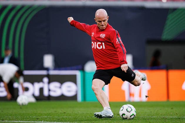 Isi Isinho Palazon seen during the Rayo Vallecano de Madrid Official Training Session before UEFA Conference League 2026 final (Maciej Rogowski Ball Raw Images) Leipzig Red Bull Arena Germany Copyright: xMaciejxRogowskix maciejrogowski_26_05_2026_small-71