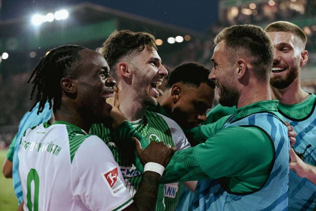 Relegation, SpVgg Greuther Fuerth vs. Rot-Weiss Essen Football, 2nd Bundesliga Relegation, SpVgg Greuther Fuerth vs. Rot-Weiss Essen 26 May 2026 Sportpark Ronhof Thomas Sommer, Fuerth, Germany Image: BraÅ imir Hrgota (Fürth) celebrating after scoring the goal that keep Fürth in the 2nd Bundesliga. DFL regulations prohibit any use of photographs as image sequences and or quasi-video. Copyright: xPresseFotoxEvansx xRyanxEvansx