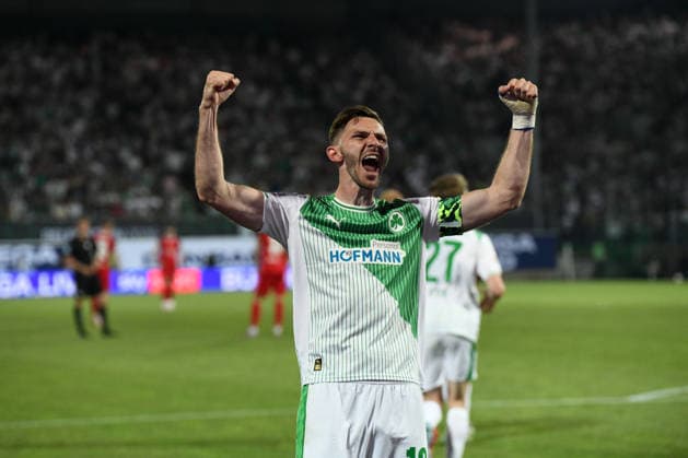 Relegation, SpVgg Greuther Fuerth vs. Rot-Weiss Essen Football, 2nd Bundesliga Relegation, SpVgg Greuther Fuerth vs. Rot-Weiss Essen 26 May 2026 Sportpark Ronhof Thomas Sommer, Fuerth, Germany Image: BraÅ imir Hrgota (Fürth) celebrating after scoring the goal that keep Fürth in the 2nd Bundesliga. DFL regulations prohibit any use of photographs as image sequences and or quasi-video. Copyright: xPresseFotoxEvansx xRyanxEvansx