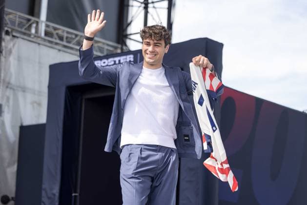 May 26, 2026, New York, Ny, United States: Giovanni Reyna player of the United States national team, Nationalteam during an event to announce the squad for the 2026 World Cup at Pier 17 in New York, United States, on Tuesday, May 26. U.S. MenÃ¢â‚¬â ¢S National Team World Cup Roster Reveal  - ZUMAv122 20260526_aap_v122_035 Copyright: xWilliamxVolcovx