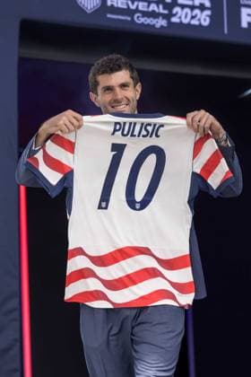 May 26, 2026, New York, Ny, United States: Christian Pulisic of the United States national team, Nationalteam during an event to announce the squad for the 2026 World Cup at Pier 17 in New York, United States, on Tuesday, May 26. New York United States - ZUMAv122 20260526_aap_v122_101 Copyright: xWilliamxVolcovx