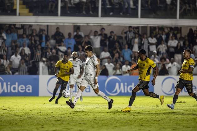 RECORD DATE NOT STATED Match between Santos and Deportivo Cuenca for the South American CONMEBOL. Santos (SP), 05 26 2026 - CONMEBOL Sudamericana Santos vs Deportivo Cuenca - Action in the match between Santos and Deportivo Cuenca, valid for group stage 6 of the CONMEBOL Sudamericana, held at Vila Belmiro, in the city of Santos on the night of Tuesday, May 26, 2026.(Foto: Pedro Paulo Diaz Thenews2 imago images) SPO  Copyright: xPedroxPauloxDiazx