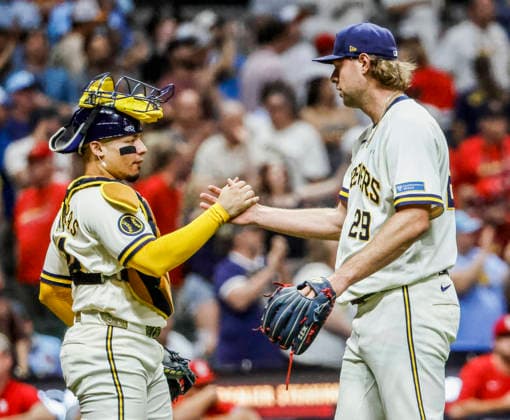Milwaukee Brewers closing pitcher Trevor Megill (R) and Milwaukee Brewers catcher William Contreras celebrate after the final out in the ninth inning of the MLB, Baseball Herren, USA game between the St. Louis Cardinals and the Milwaukee Brewers at American Family Field in Milwaukee, Wisconsin on Tuesday, May 26, 2026. The Brewers defeated the Cardinals 6-0.  MIL20260526834 TANNENxMAURY