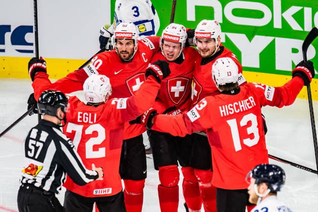 xxkeikkaxx 20260526 Swiss Life Arena, Zurich, Switzerland. IIHF Ice hockey, Eishockey World Championships match Switzerland vs Finland Attilio Biasca (94) of Team Switzerland Sandro Aeschlimann (26) of Team Switzerland Roman Josi (90) of Team Switzerland Dominik Egli (72) of Team Switzerland Nico Hischier (13) of Team Switzerland Calabrate Team Switzerland 1-0 goal Photo by Pasi Suokko All Over Press  1.06232413
