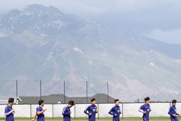Fußball, FIFA WM 2026, Nationalteam Südkorea Training S. Korean team trains for 2026 World Cup S. Korean team trains for 2026 World Cup Son Heung-min (4th from L) and other members of the South Korean men s national football team train at Zions Bank Training Center in Herriman, Utah, on May 26, 2026, in preparation for the upcoming World Cup in Canada, Mexico and the United States. (Yonhap) 2026-05-27 08:51:29 < 1980-2026 YONHAPNEWS AGENCY. .> ë¯¸êµ­ ¹Ì±¹ EDITORIAL USE ONLY  Copyright: xx PYH2026052702500031500 YonhapxNewsx 0857642093st