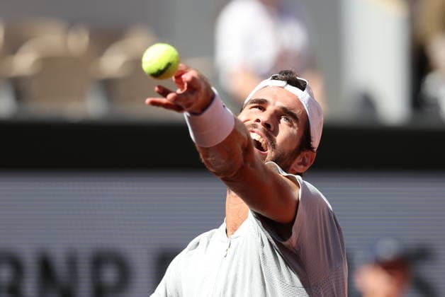 ROLAND GARROS 2026 Thierry Larret MAXPPP - PARIS (75) 27 05 2026 Thierry Larret Maxppp. Tennis. Roland Garros 2026. Internationaux de France de tennis. Stade Roland Garros, Paris (75). Le 27 Mai. Court Suzanne LENGLEN : Karen KHATACHANOV (RUS) vs Marco TRUNGELLITI (ARG). Roland Garros French Open tennis tournament, in Paris, France, on 27 May 2026. PARIS (75) STADE ROLAND GARROS PARIS ILE DE FRANCE FRANCE  Copyright: xMAXPPPxThierryxLarretx TLR202605273885 TLR202605273885