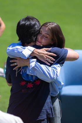 Alexia Putellas leaves FC Barcelona, Barca in Barcelona, Spain. FC Barcelona woman player Alexia Putellas during her FC Barcelona farewell ceremony in Auditori 1899, Barcelona, Spain, on May 27, 2026. (11) Alexia Putellas and Pere Romeu, head coach of women FC Barcelona Hugh. Barcelona Auditori 1899 Barcelona Spain