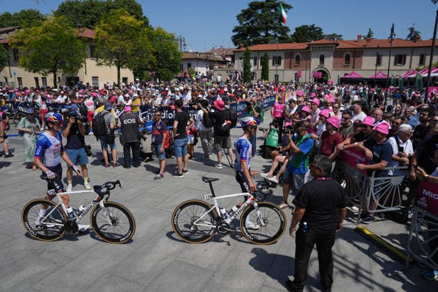 Pre race during Stage 17 of the Giro d™Italia, from Cassano d™Adda to Andalo, Italy, Wednesday, May 27, 2026.  Copyright: xGianxMattiaxD™Alberto LaPressex