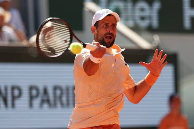 ROLAND GARROS 2026 Thierry Larret MAXPPP - PARIS (75) 27 05 2026 Thierry Larret Maxppp. Tennis. Roland Garros 2026. Internationaux de France de tennis. Stade Roland Garros, Paris (75).Le 27 Mai. Court Philippe CHATRIER : Valentin ROYER (FRA) vs Novak DJOKOVIC (SRB). -- Roland Garros French Open tennis tournament, in Paris, France, on 27 May 2026 PARIS (75) STADE ROLAND GARROS PARIS ILE DE FRANCE FRANCE  Copyright: xMAXPPPxThierryxLarretx TLR202605274831 TLR202605274831