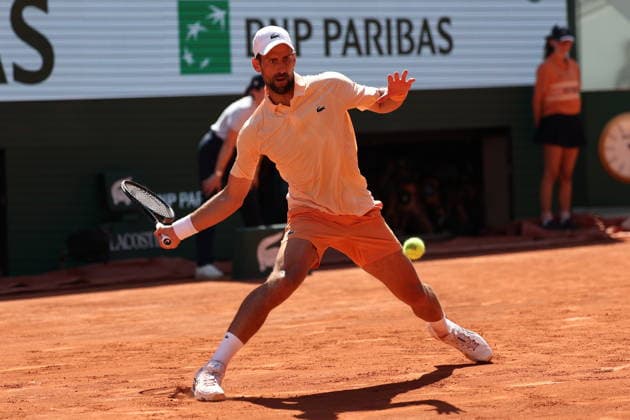 ROLAND GARROS 2026 Thierry Larret MAXPPP - PARIS (75) 27 05 2026 Thierry Larret Maxppp. Tennis. Roland Garros 2026. Internationaux de France de tennis. Stade Roland Garros, Paris (75).Le 27 Mai. Court Philippe CHATRIER : Valentin ROYER (FRA) vs Novak DJOKOVIC (SRB). -- Roland Garros French Open tennis tournament, in Paris, France, on 27 May 2026 PARIS (75) STADE ROLAND GARROS PARIS ILE DE FRANCE FRANCE  Copyright: xMAXPPPxThierryxLarretx TLR202605274826 TLR202605274826