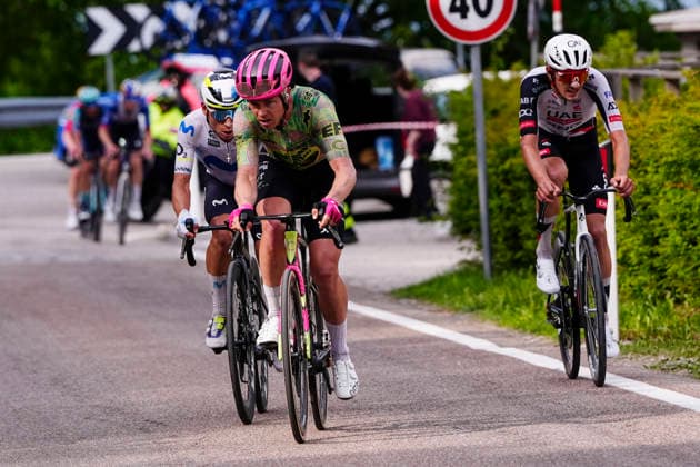 Colombia’s Einer Augusto Rubio Reyes of Movistar Team, Denmark’s Michael Valgren of EF Education - Easypost during Stage 17 of the Giro d’Italia, from Cassano d’Adda to Andalo, Italy, Wednesday, May 27, 2026.  Copyright: xFabioxFerrari LaPressex