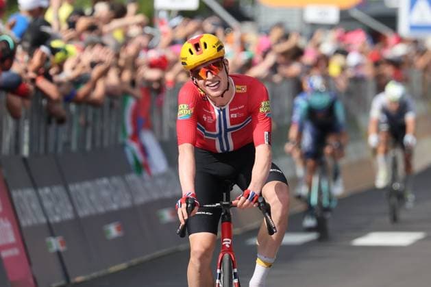 Giro d Italia 2026 UCI Cycling race - Stage 17 Pierre Teyssot MAXPPP ; Giro d Italia 2026 UCI Cycling race - Stage 17. Andalo, Italy on May 27, 2026. Stage 17h of 202 km from Cassano d Adda to Andalo. In action Andreas LEKNESSUND (NOR) Uno-X Mobility Pierre Teyssot Maxppp Andalo Trentino South Tyrol Italy  Copyright: xMAXPPPxPierrexTeyssotx TEY32811 TEY32811