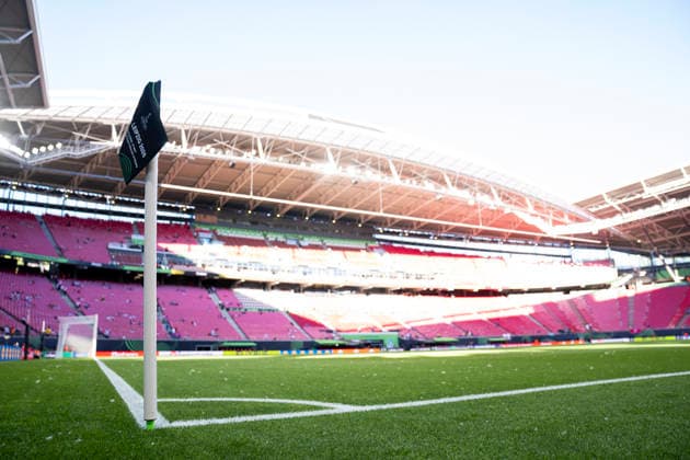 Corner flag before the start of the match in the empty stadium in Leipzig Crystal Palace Rayo Vallecano, Football, Final UEFA Conference League 2026, Leipzig Stadium, Leipzig DFL regulations prohibit any use of photographs as image sequences and or quasi video Copyright: HMBxMedia xMarcoxBader