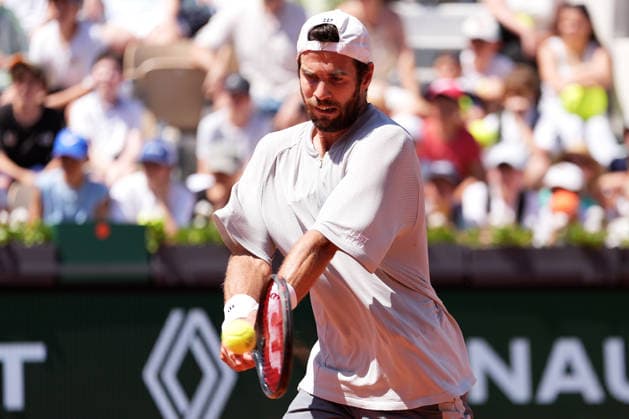 2026-05-27 2026 French Open - Day Four PARIS, FRANCE - MAY 27: Karen Khachanov of Russia during Day Four of the 2026 French Open at Roland Garros on May 27, 2026 in Paris, France. (Photo by Marleen Fouchier BSR Agency) Paris France Content not available for redistribution in The Netherlands directly or indirectly through any third parties. Copyright: xBSRxAgencyx