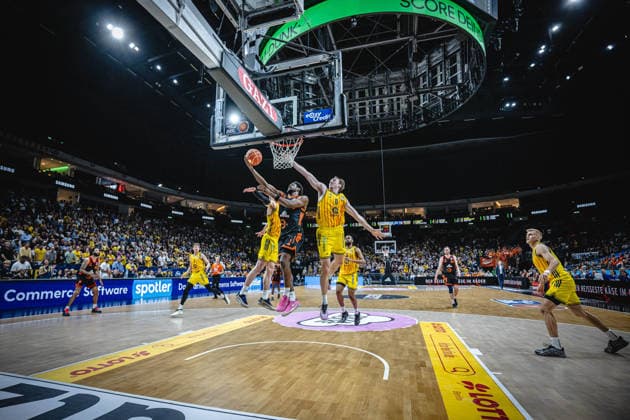TJ Bamba Vechta, No 05 Basketball Berlin 27 05 2026 Season 2025 2026 EasyCredit BBL 1 Bundesliga Men, Men Playoffs Quarterfinals Game 5 Alba Berlin RASTA Vechta