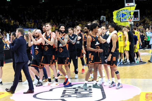 DEU, easyCredit BBL, ALBA vs Rasta Vechta, 27 05 2026, Uber Arena, Berlin, DEU, easyCredit BBL, ALBA vs Rasta Vechta, in the picture Vechta players circle nordphotoxGmbHx xEngler nph00076