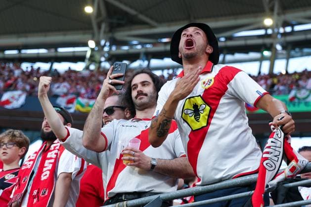 Fans of Rayo Vallecano, Crystal Palace F C vs Rayo Vallecano, Football, Men, UEFA, UEFA Confernce League Final, Season 2025 2026, 27 05 2026 Leipzig Saxony Germany Copyright: xkolbert-press MartinxAgüerax