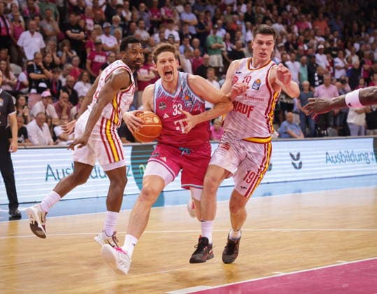 Patrick Heckmann Telekom Baskets Bonn vs. Fitness First Würzburg (Wuerzburg) Baskets Playoffs Viertelfinale Spiel 5 - Saison 2025 26