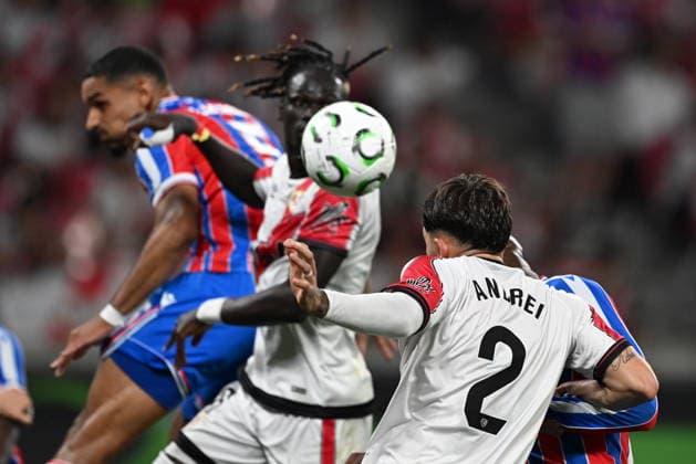 Crystal Palace v Rayo Vallecano - UEFA Conference League Final LEIPZIG, GERMANY - MAY 27: Andrei (2) of Rayo Vallecano in action during the UEFA Conference League Final 2026 match between Crystal Palace FC and Rayo Vallecano de Madrid at Football Arena, in Leipzig, Germany, on May 27, 2026. Burak Akbulut Anadolu Leipzig Germany. Editorial use only. Please get in touch for any other usage.  Copyright: x2026xAnadoluxBurakxAkbulutx