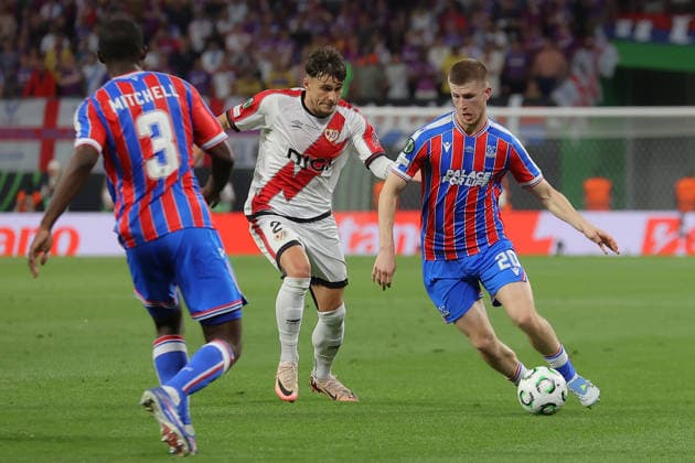 27 05 2026, xtgx, Football UEFA Conference League Final 2026, Crystal Palace Rayo Vallecano v l Tyrick Mitchell Crystal Palace Andrei Ratiu Rayo Vallecano Adam Wharton Crystal Palace duel, action, action, battle for the ball UEFA REGULATIONS PROHIBIT ANY USE OF PHOTOGRAPHS as IMAGE SEQUENCES and or QUASI VIDEO Red Bull Arena