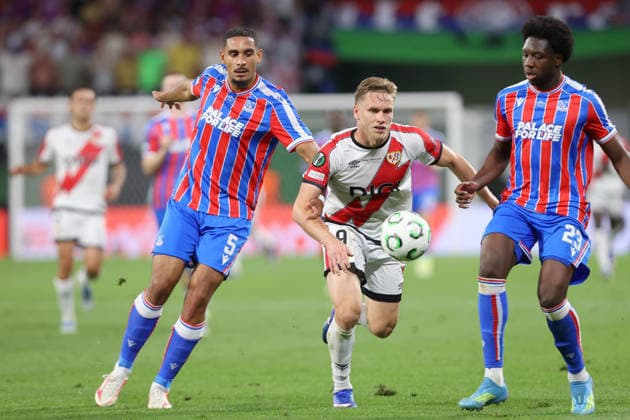 27 05 2026, xtgx, Football UEFA Conference League Final 2026, Crystal Palace Rayo Vallecano v l Maxence Lacroix Crystal Palace Alemao Rayo Vallecano duel, action, action, battle for the ball Jaydee Canvot Crystal Palace UEFA REGULATIONS PROHIBIT ANY USE OF PHOTOGRAPHS as IMAGE SEQUENCES and or QUASI VIDEO Red Bull Arena