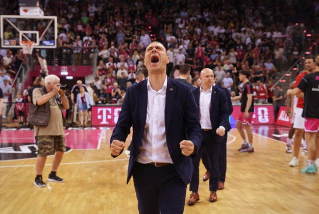 Coach Marko Stankovic Telekom Baskets Bonn celebrating after victory against Fitness First Würzburg Wuerzburg Baskets Playoffs Quarterfinals Game 5 Season 2025 26