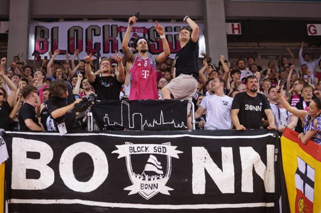 Michael Kessens Telekom Baskets Bonn celebrating after victory against Fitness First Würzburg Wuerzburg Baskets Playoffs Quarterfinals Game 5 Season 2025 26