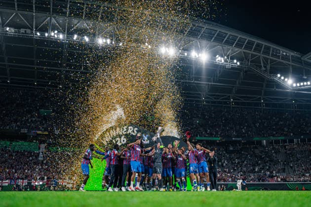 Germany Football UEFA Conference League 2025 2026, Final in Leipzig Crystal Palace vs Rayo Vallecano Leipzig Stadium Red Bull Arena Leipzig Award Ceremony, Cup, Trophy, Honoring, Ceremony Copyright: xTomxLauruschkatx