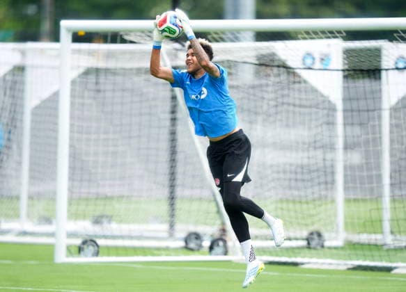 May 27, 2026, Charlotte, Nc, UNITED STATES: Canada goalkeeper Dayne St. Clair makes a save during Team Canada World Cup roster selection camp in Charlotte, N.C., on Wednesday, May 27, 2026. Canada News - May 27, 2026  - ZUMAc35_ 20260527_zaf_c35_185 Copyright: xNathanxDenettex