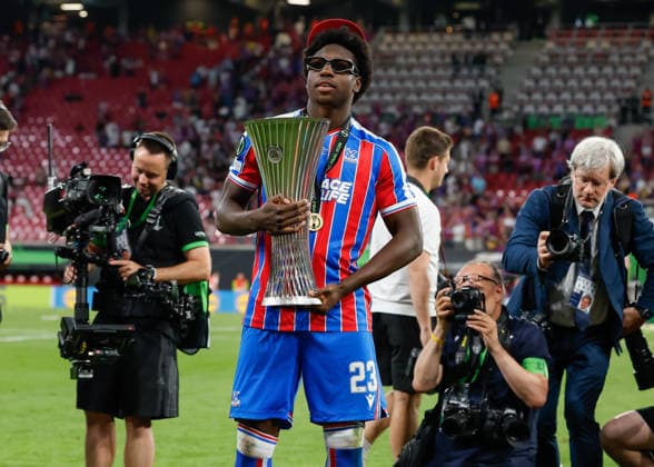 Leipzig, Germany, 27th May 2026. Jaydee Canvot of Crystal Palace poses with the UEFA Conference League trophy following the Crystal Palace vs Rayo Vallecano UEFA Conference League Final match at Leipzig Stadium, Leipzig. Picture credit should read: Cody Froggatt Sportimage EDITORIAL USE ONLY. No use with unauthorised audio, video, data, fixture lists, club league logos or live services. Online in-match use limited to 120 images, no video emulation. No use in betting, games or single club league player publications. SPI_118_CF_CRYSTAL_PALACE_V_RAYO_VALLECANO SPI-4827-0118