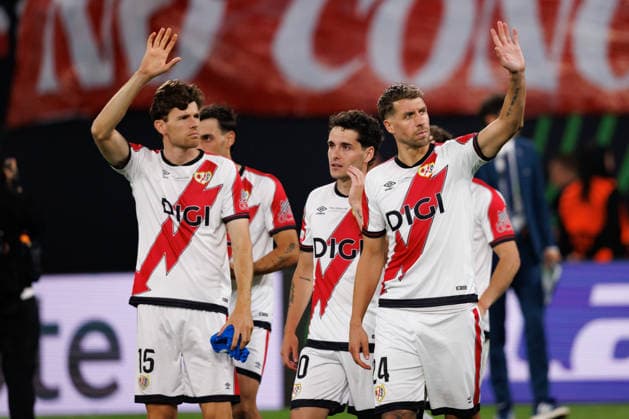 Florian Lejeune, Gerard Gumbau and Sergio Camello seen during UEFA Conference League 2026 final game between teams of Crystal Palace FC and Rayo Vallecano de Madrid (Maciej Rogowski Ball Raw Images) Leipzig Red Bull Arena Germany Copyright: xMaciejxRogowskix ROG4_CP_RAY_2526-70