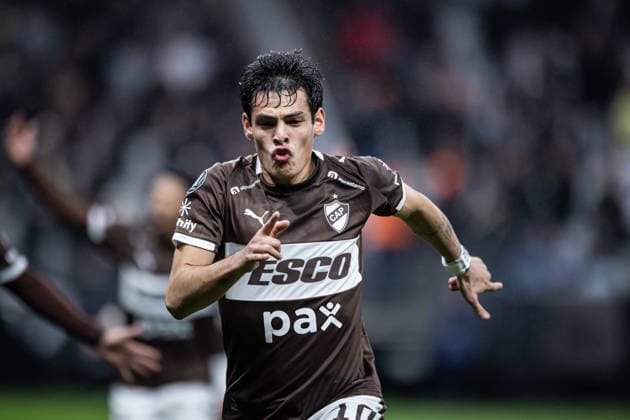 CONMEBOL Libertadores 2026: Corinthians vs. Platense SAO PAULO, BRAZIL - MAY 27: Zapiola scores a goal for Platense in the match between Corinthians and Platense, valid for the sixth round of the CONMEBOL Libertadores 2026, this Wednesday (26), at Neo Quimica Arena, SP, Brazil on May 27, 2026. Copyright: xJhonyxInacioxJhonyxInaciox