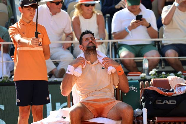 Novak Djokovic vs Valentin Royer during the French Tennis Open of Roland Garros in Paris, Novak Djokovic vs Valentin Royer during the French Tennis Open of Roland Garros in Paris, France on May 27th 2026.  Copyright: xDavidxKerx
