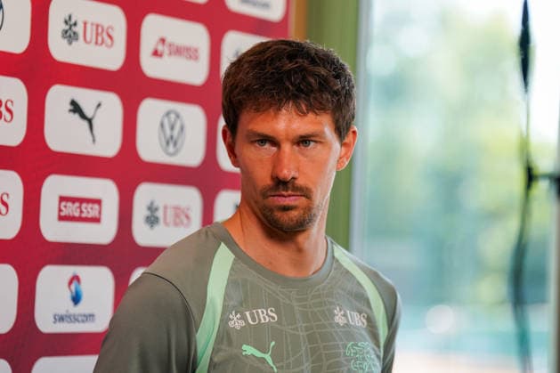 Switzerland Football Swiss national team 2025 2026, Media conference Christian Fassnacht Pavillon Gründenmoos St Gallen Christian Fassnacht of the Swiss national team during a press conference at the Pavillon Gründenmoos in St Gallen, Switzerland Facial expression, facial expression, emotion Copyright: xJOERANxSTEINSIEKx