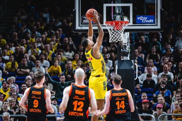 Basketball Berlin 27 05 2026 Season 2025 2026 EasyCredit BBL 1 Bundesliga Men, Men Playoffs Quarterfinals Game 5 Alba Berlin RASTA Vechta Norris Agbakoko Alba Berlin, No 17 Joschka Ferner Vechta, No 09 Tommy Kuhse Vechta, No 12 Philipp Herkenhoff Vechta, No 14