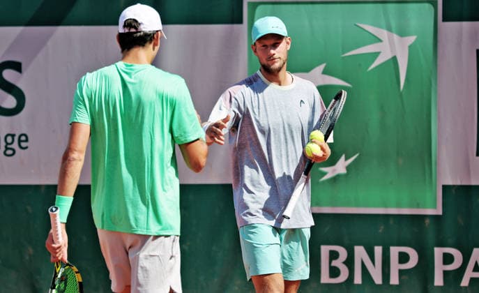 TENNIS - French Open 2026 PARIS,FRANCE,28.MAY.26 - TENNIS - ATP, Tennis Herren World Tour, French Open, Roland Garros, Grand Slam. Image shows Petr Nouza (CZE) and Neil Oberleitner (AUT).  GEPAxpictures xMatthiasxHauer