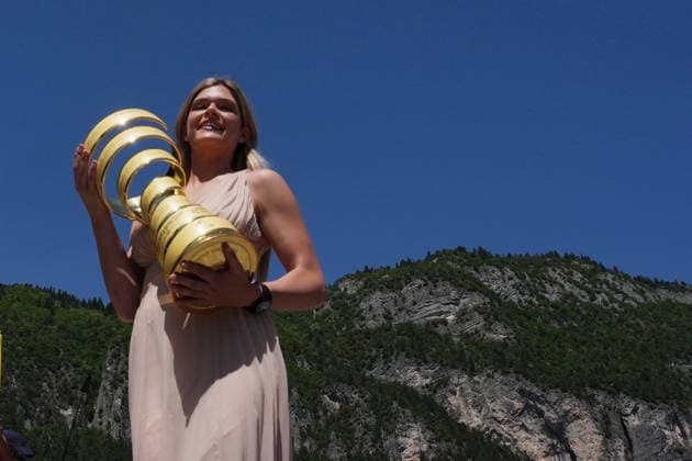 The trophy (trofeo senza fine) during Stage 18 of the Giro d™Italia from Fai della Paganella - Pieve di Soligo Italy, Thursday May 28, 2026  Copyright: xSimonexSpada LaPressex