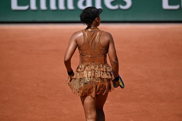 2026 French Open (Roland-Garros) - Day 5 PARIS, FRANCE - MAY 28: Naomi Osaka of Japan competes against Donna Vekic (not seen) of Croatia during the women s singles second round on day five of the 2026 French Open at Court Simonne-Mathieu in Paris, France on May 28, 2026. Mustafa Yalcin Anadolu Paris France. Editorial use only. Please get in touch for any other usage.  Copyright: x2026xAnadoluxMustafaxYalcinx
