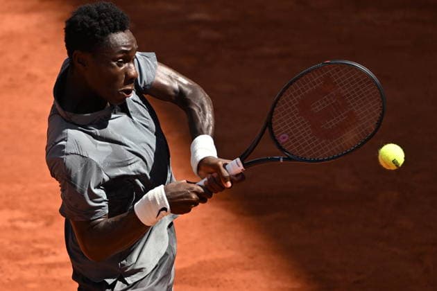 2026 French Open (Roland-Garros) - Day 5 PARIS, FRANCE - MAY 28: Adolfo Daniel Vallejo (not seen) of Paraguay competes against Moise Kouame of France during the men s singles second round on day five of the 2026 French Open in Paris, France on May 28, 2026. Burak Akbulut Anadolu Paris France. Editorial use only. Please get in touch for any other usage.  Copyright: x2026xAnadoluxBurakxAkbulutx
