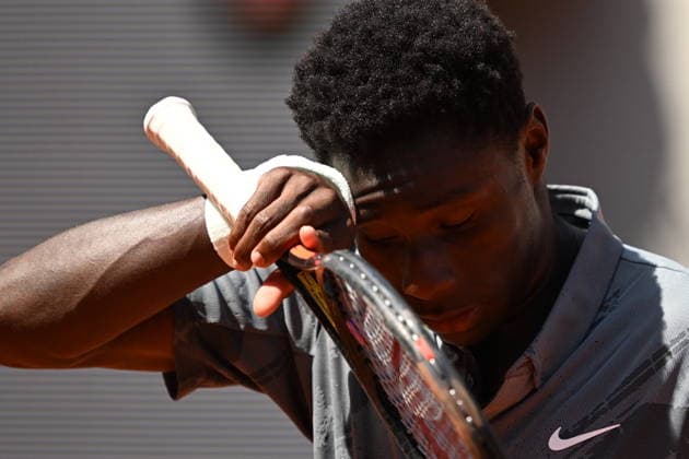 2026 French Open (Roland-Garros) - Day 5 PARIS, FRANCE - MAY 28: Adolfo Daniel Vallejo (not seen) of Paraguay competes against Moise Kouame of France during the men s singles second round on day five of the 2026 French Open in Paris, France on May 28, 2026. Burak Akbulut Anadolu Paris France. Editorial use only. Please get in touch for any other usage.  Copyright: x2026xAnadoluxBurakxAkbulutx