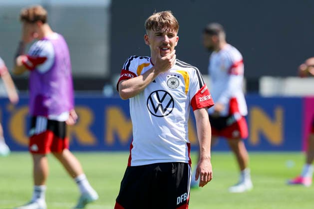 Lennart Karl Germany looks disappointed, , Training of the German national soccer team, Home Ground on May 28, 2026 in Herzogenaurach, Germany Photo by Marco Steinbrenner DeFodi Images Lennart Karl Germany looks disappointed, , Training of the German national soccer team, Home Ground, May 28, 2026 in Herzogenaurach, Germany Photo by Marco Steinbrenner DeFodi Images
