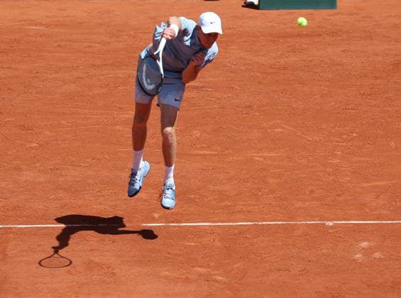 ROLAND GARROS 2026 Thierry Larret MAXPPP - PARIS (75) 28 05 2026 Thierry Larret Maxppp. Tennis. Roland Garros 2026. Internationaux de France de tennis. Stade Roland Garros, Paris (75). Le 28 Mai. Court Philippe CHATRIER : Jannik SINNER (ITA) vs Juan Manuel CERUNDOLO (ARG). - Roland Garros French Open tennis tournament, in Paris, France, on 28 May 2026 PARIS (75) STADE ROLAND GARROS PARIS ILE DE FRANCE FRANCE  Copyright: xMAXPPPxThierryxLarretx TLR202605286810 TLR202605286810