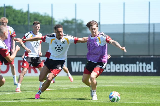 Angelo Stiller Germany Germany against Felix Nmecha Germany Germany Germany Herzo Base 28 05 2026 German national team, training camp for World Cup preparation, Home Ground, HerzoBase, World of Adidas, Herzogenaurach