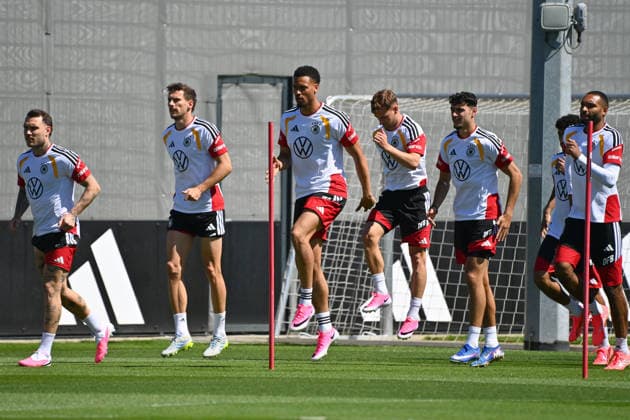 from left David RAUM GER ,Leon GORETZKA GER ,Felix NMECHA GER Joshua KIMMICH GER ,Alexander PAVLOVIC GER , Jonathan Tah GER German national football team, World Cup preparation, training camp in Herzogenaurach on 28 05 2026