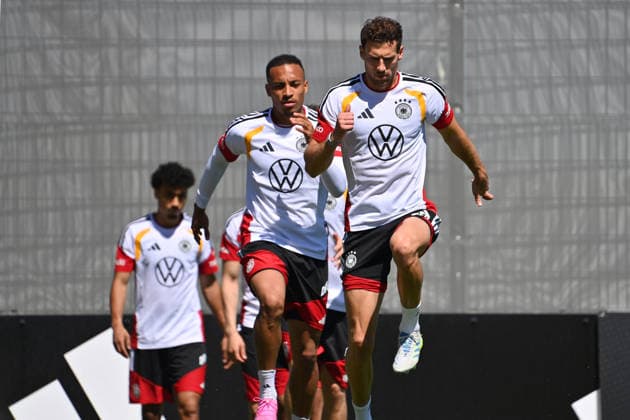 from right Leon GORETZKA GER , Jamie LEWELING GER , German national football team, World Cup preparation, training camp in Herzogenaurach on 28 05 2026