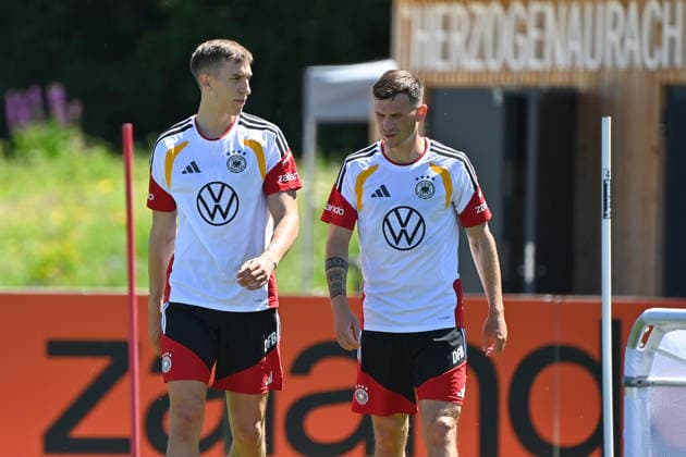 from left Nico SCHLOTTERBECK GER , Pascal GROSS GER , German national football team, World Cup preparation, training camp in Herzogenaurach on 28 05 2026
