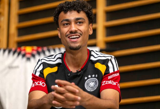 28 05 2026, Football DFB national team Germany, training camp before the World Cup in Herzogenaurach, in the home ground at ADIDAS First training session on the Adidas sports field, media round after training with some players of the national team Nathaniel Brown Germany