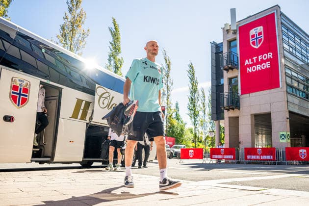 260528 Fredrik Aursnes of the Norwegian national football team arrives ahead of a training session on May 28, 2026 in Oslo Photo Vegard Grott BILDBYRAN kod VG VG0926 bbeng fotball football soccer fotboll norge norway trening träning training practice  Copyright: VEGARDxGRoTT BB260528VG001