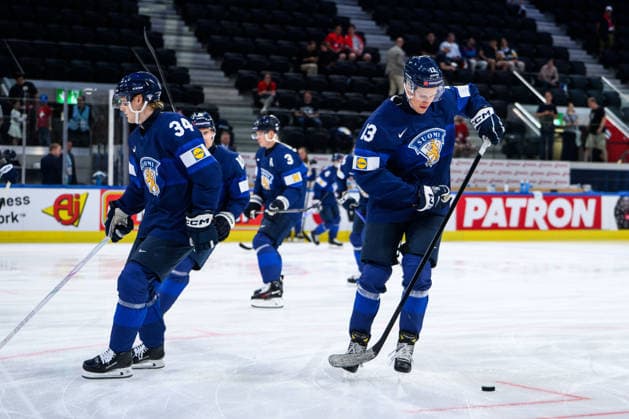 260528 Jesse Puljujärvi of Finland ahead of the 2026 IIHF Ice Hockey World Championship quarterfinal match between Finland and Czech Republic on May 28, 2026 in Zurich Photo Jesper Zerman BILDBYRAN kod JZ JZ0735 ishockey ice hockey ishockey vm 2026 vm 2026 iihf world championship finland czech republic bbeng finland  Copyright: JESPERxZERMAN BB260528JZ043